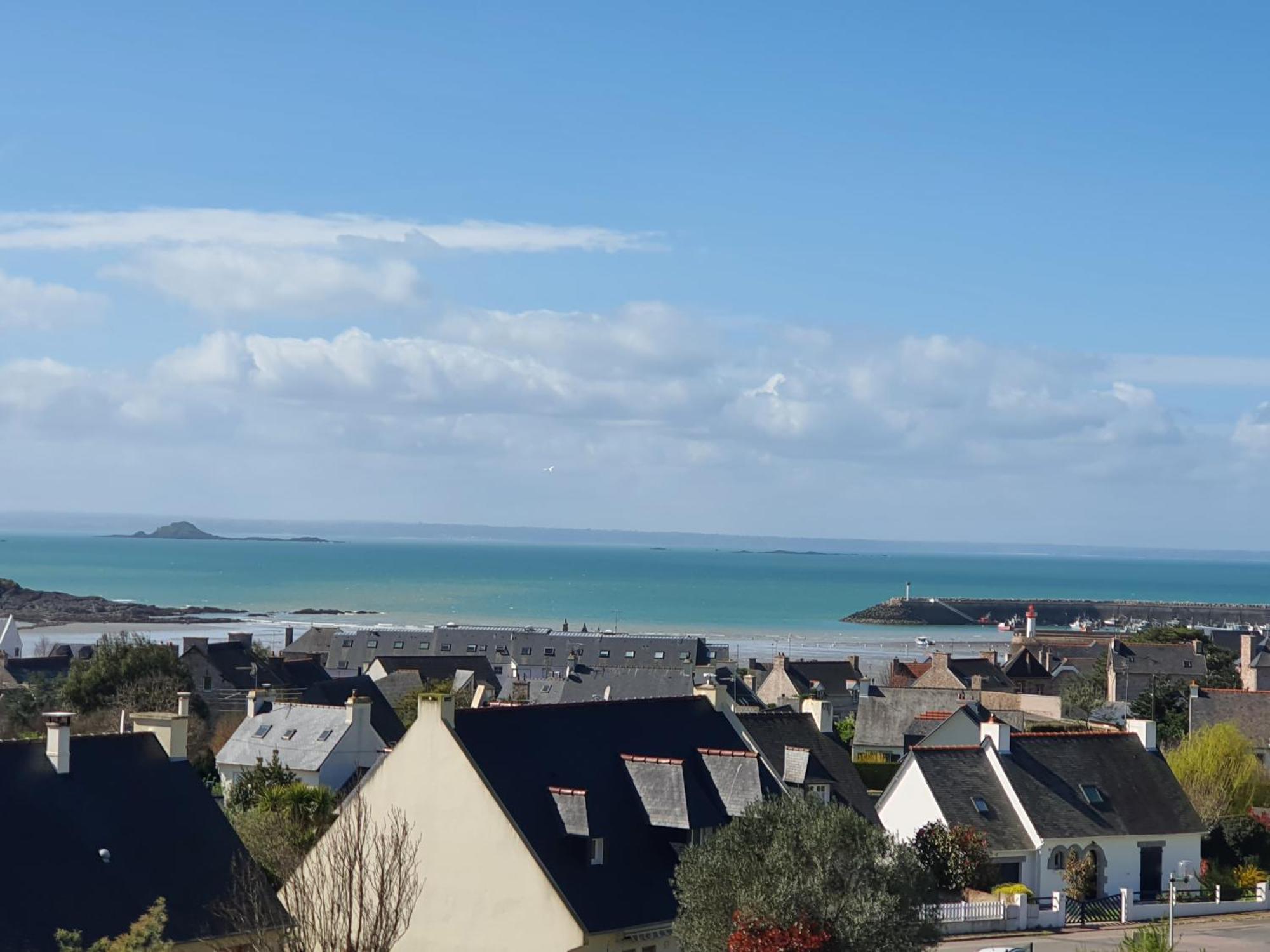Appartement Bretagne Vue Mer Exceptionnelle Sur Les Hauts D'Erquy Au Calme ! Et Au Pied Du Gr34 Exterior foto